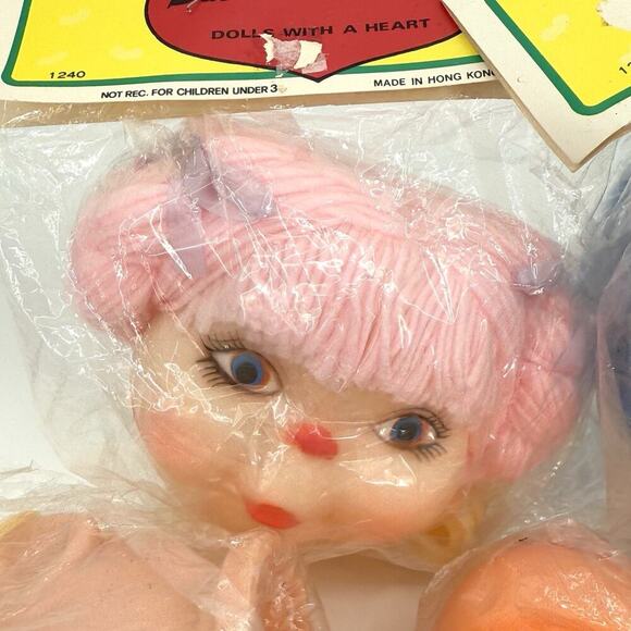 Mixed Lot Yarn Doll Head w/Hands Assorted Hair Freckles Vintage NIP - lot of 10 - Picture 9 of 16